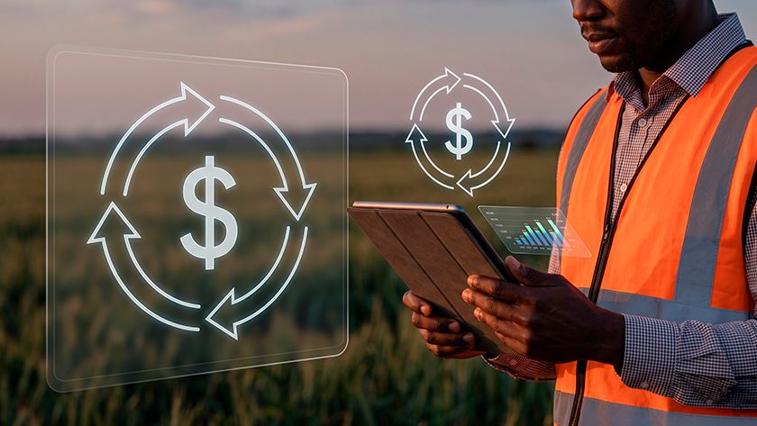 Um homem com colete laranja segura um tablet em um campo agrícola ao entardecer. Ícones digitais de um cifrão cercado por setas circulares e um gráfico de barras flutuam ao seu redor.
