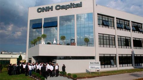 card-linha-do-tempo-sobre-nos-2011-banco-cnh